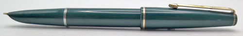 ITEM #6826R: PARKER 17 LADY FOUNTAIN PEN IN GREEN. PARKER SQUEEZE FILLER. 14K BROAD NIB. MADE IN ENGLAND.
